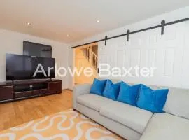 Stylish 5 Bedroom House in Chelmsford