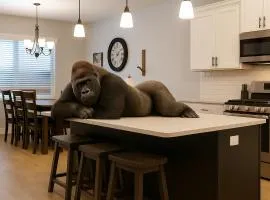 Spacious Villa with Lazy River, Pool & Hot Tub