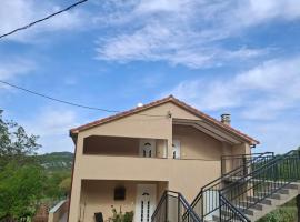 Apartmani Suvodoli โรงแรมในRvaši