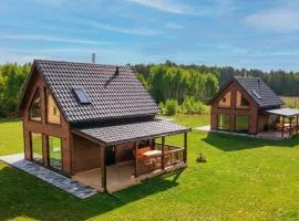 Rumiane Chatki - Domki z Jacuzzi i Basenem