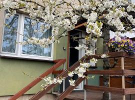 Studio pod Orzechem: Zbąszyń şehrinde bir otel