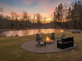 Chic Renovated Chalet with Private Pond