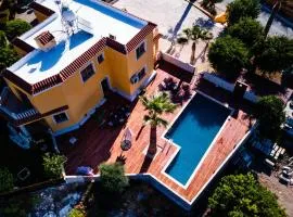 Casa Alba Modern Boho Villa with private Pool near to Sea, Paphos