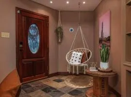 2BR Katy Getaway Near Asia Town, Best Value