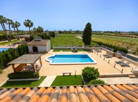 Summer Oasis Retreat Villa by Fidalsa, hotel i Catral