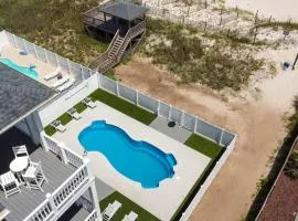 Stunning 10 bedroom oceanfront home in North Topsail Beach perfect for large groups
