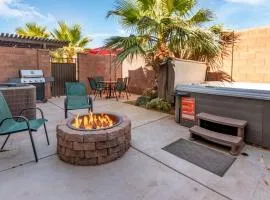 Townhome Near Zion with Hot Tub & Pool