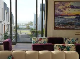 MAGNIFIQUE VILLA DE 210 M2, 4 chambres, VUE SUR MER, Piscine, Jardin, en bord de mer