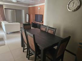The Empire Inn, khách sạn ở Serowe
