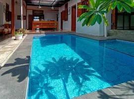 Sabi House Kates