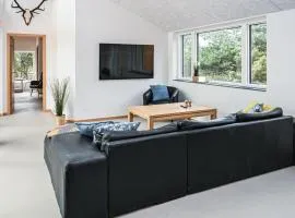Nice Home In Vejers Strand With Wifi