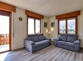 Lovely Apartment In Riva Di Solto