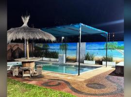 Capiatá में, होटल Casa con Piscina en Areguá