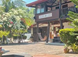 Galera Lodge & Cafe