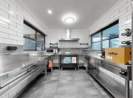 Waterfront Stay at Newport Commercial Kitchen