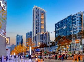 Man You High-altitude Scenic Hotel Chunxi Road Tianfu Square Branch, hotel sa Chengdu