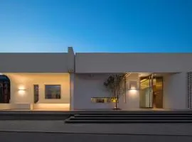 Huan Qiu Li She La Venta Inn