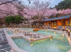 Yeonhwamoon Hotel Yangyang