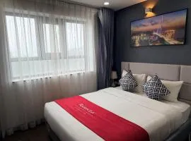 Ha Long 2BR Apartment - Spacious & Modern - Near Center