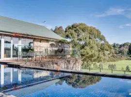 Grand Leisure Estate in Yarra Valley