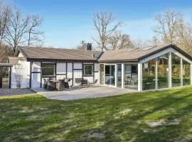 4 Bedroom Stunning Home In Gärsnäs