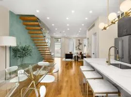 Bushwick Townhouse by Haus Modern 3BR with private yard