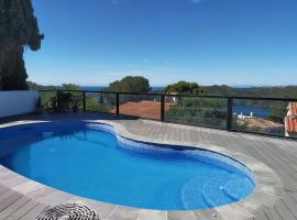 Holiday villa with private pool and amazing views, hotel i Istán