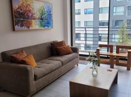 Stunning property in the best area of Quito, hotel u gradu Huamboya