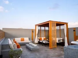 VELORA Serviced Rooftop Studio With Private Jacuzzi in Sodic New cairo