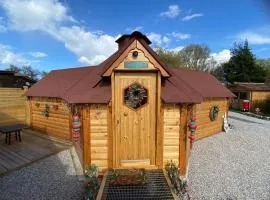 Santa Kota, Christmas cottage