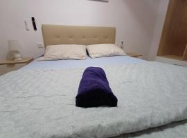 PARRA HOME y Garaje, Algemesi Home, hotel u gradu 'Algemesí'