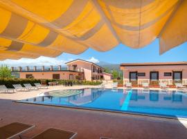 Tenuta Ciuri Country Resort, hotel en Mascali
