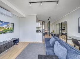 City lights at Ellipse,1 bedroom, khách sạn ở Midrand