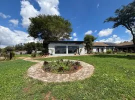 Glowti Event & Guest House