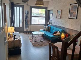 Traditional Abbeville house 20 minutes to Baie de Somme, Hotel in Abbeville