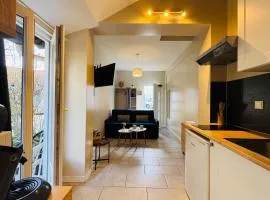Studio with garden and terrace in Ouistreham
