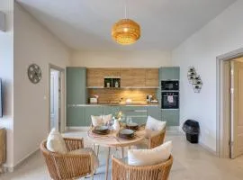 Alley Suites - New 1BR apartment with Private Yard by SF Homes