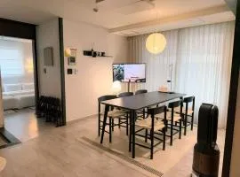 HUE STAY 4 Queen Beds 2 Bath 8pax Near KSPO Dome