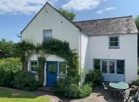 3 Bed in Gower oc-hh472