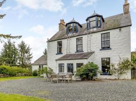 5 Bed in Blairgowrie oc-ca409, hotel a Cray