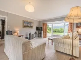 3 Bed in Keswick oc-sz528