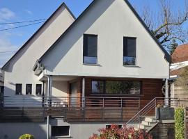 Chez L en Alsace - Maison avec jardin et piscine spa proche d'Obernai, khách sạn ở Griesheim-près-Molsheim
