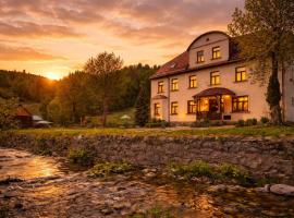 Bouda Morava - snídaně v ceně - klidné Krkonoše, hotel in Dolni Dvur