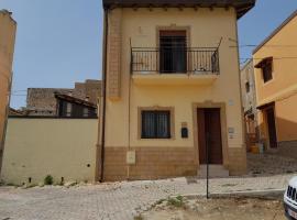 Casa dalle valli del castello, hotel in Ioppolo Giancaxio