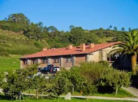 Apartamentos la Roblera