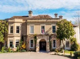 Woodland Manor Hotel