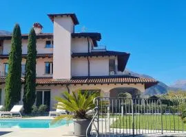 Riva del Lario Villa Sartori