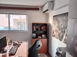 ER21-Center Apartment Igoumenitsa ,Private Patio & Easy Access