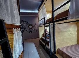 Dong Paloh Hostel, hotel din Munduk