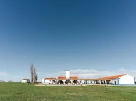 Charming Farm House With Pool